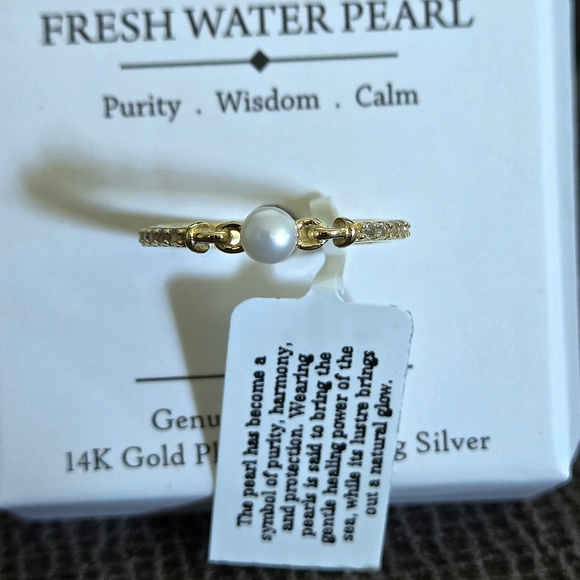 Shivam Dainty Fresh Water Pearl and White Topaz Ring💍 - Picture 14 of 16